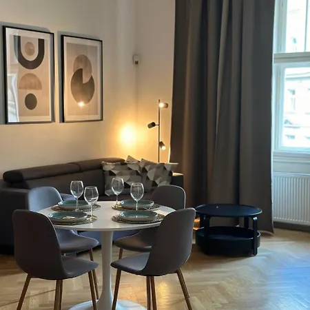Spacious Elegance - A Gem Praga