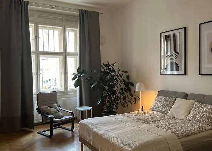 Spacious Elegance - A Gem Apartamento Praga